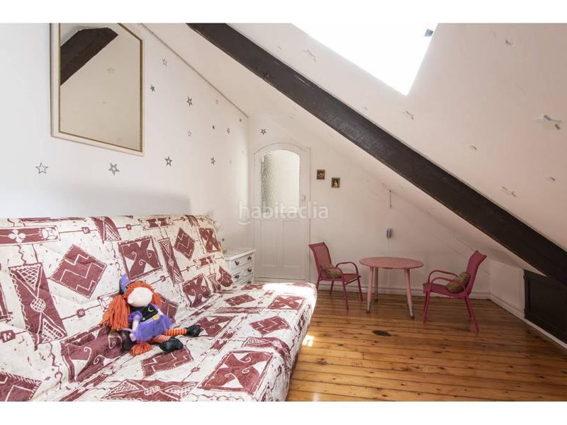 Foto 7b710aea-c8a0-4af7-8570-5f9e9dc753c1. Alquiler casa palacio del sxix reformado en Redondela