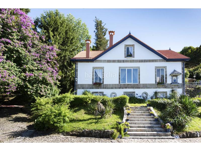 Foto 7e4cfcbe-15fb-4c95-80fe-b7c7089fa62d. Alquiler casa palacio del sxix reformado en Redondela