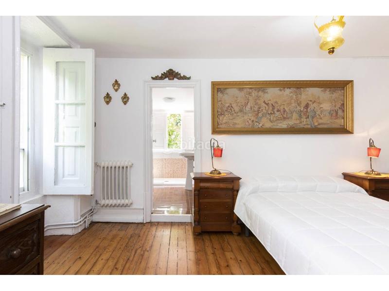 Foto 9b98e4a0-917c-4ef3-9ccd-bdba35c4d8a8. Alquiler casa palacio del sxix reformado en Redondela