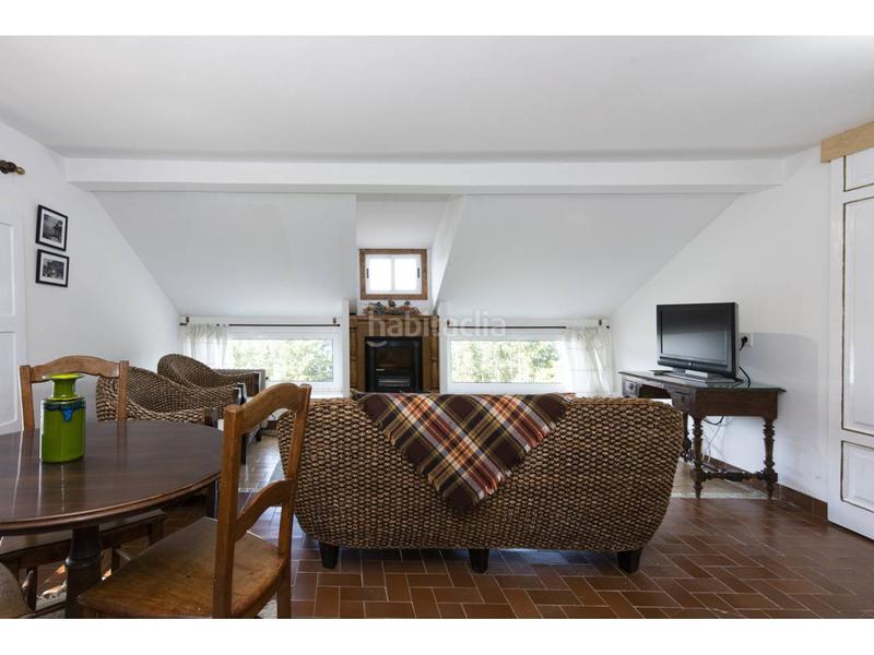 Foto a9123fc5-770a-45c6-aea7-20d1b6851a66. Alquiler casa palacio del sxix reformado en Redondela