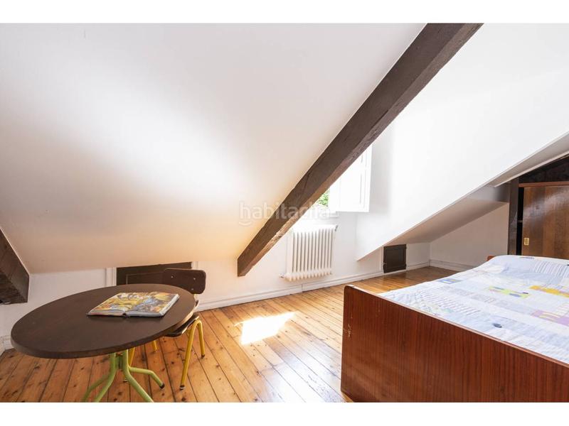 Foto ac3cb85f-9c80-40c7-8bb4-528e40707f4f. Alquiler casa palacio del sxix reformado en Redondela