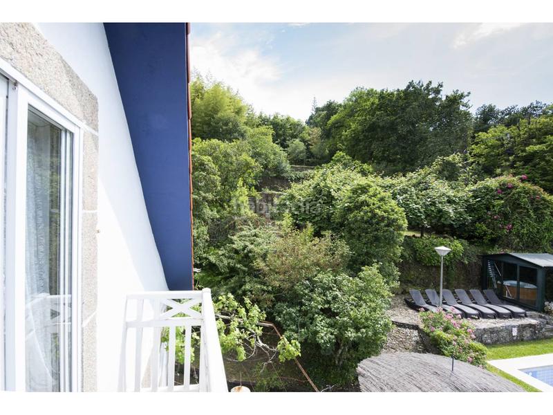 Foto cb9ca54f-dd43-4107-88ab-649d5e8a706c. Alquiler casa palacio del sxix reformado en Redondela