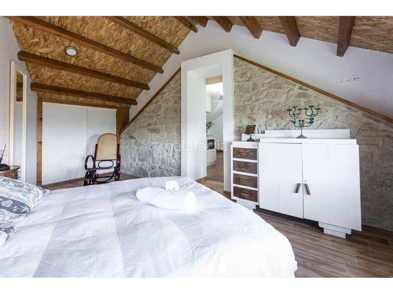 Foto cbc24044-c4c8-4bfb-ac91-7ddbeae95b49. Alquiler casa palacio del sxix reformado en Redondela