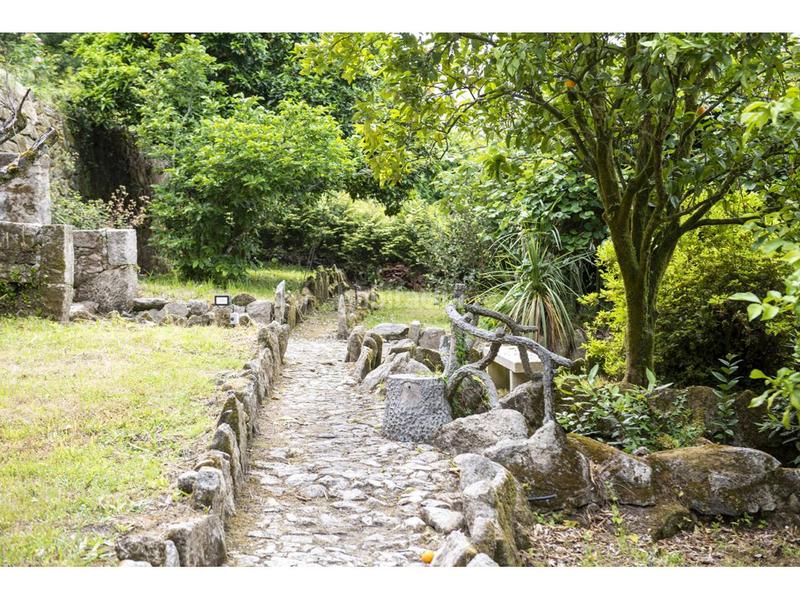 Foto df0ef648-6578-486d-aabd-3de83c718d7f. Alquiler casa palacio del sxix reformado en Redondela