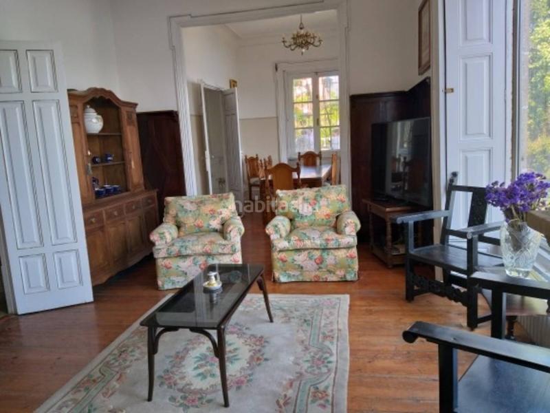Foto e4c70951-7ea6-4ff9-b509-a2d7e079990e. Alquiler casa palacio del sxix reformado en Redondela