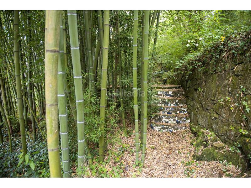 Foto e586b5cb-b5a0-45fe-b1ba-9d7af2325fce. Alquiler casa palacio del sxix reformado en Redondela