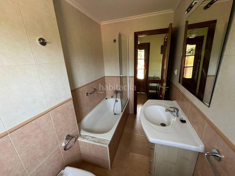 Foto d407c126-1d4a-4062-aef8-19ab48f9f143. Casa preciosa propiedad para residencial o inversión en Valdoviño