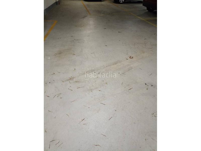 Foto d064bbd7-5c2f-4774-a507-7055982fde1b. Posto auto in Concheiros - Fontiñas Santiago de Compostela