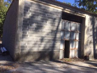 Nau industrial a Zona de Plaza de Barcelos. Nave con casa registrada