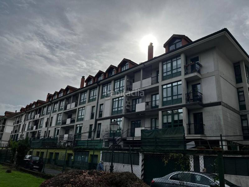 Foto 2be45ad4-b727-4f6f-a3df-40c378838736. Flat with heating parking in Bertamirans Ames