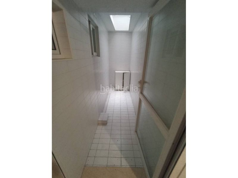 Foto 0d58225e-357d-4ac1-8193-7bc1d89661f2. Local comercial a Ensanche Coruña (A)