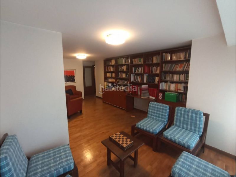 Foto 60d8a1f2-7e04-4042-98be-91e1d701206d. Local comercial a Ensanche Coruña (A)