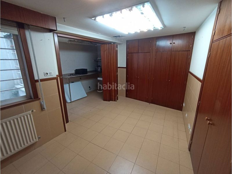 Foto b7d77bbe-3d74-4933-9a5b-d95f5c6975ed. Local comercial a Ensanche Coruña (A)