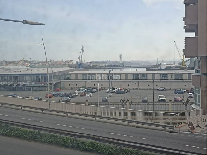 Foto eb711443-28d3-438e-bb40-896d0190a3aa. Local comercial a Ensanche Coruña (A)