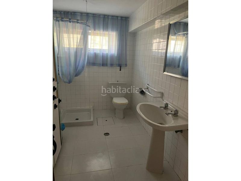 Foto f76b4671-f498-4d69-8e10-f029c31f7496. Casa amb calefacció aparcament piscina a Parroquias de Santiago Santiago de Compostela