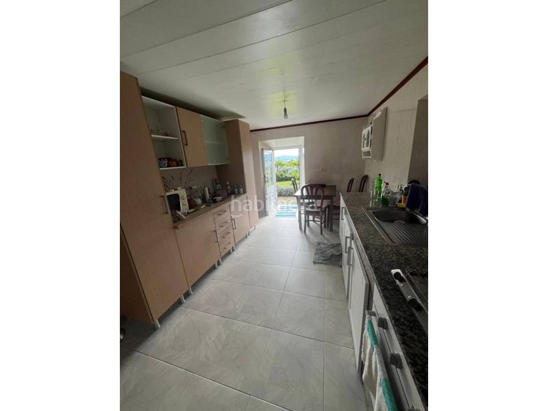 Foto 6152335a-0a47-40f4-9b71-206169ab9a31. Casa amb aparcament a Muros