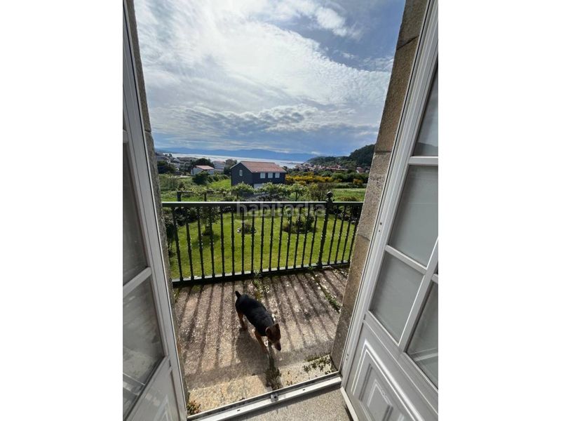 Foto ad0f936d-2aac-4067-b15a-9878636078e7. Casa amb aparcament a Muros