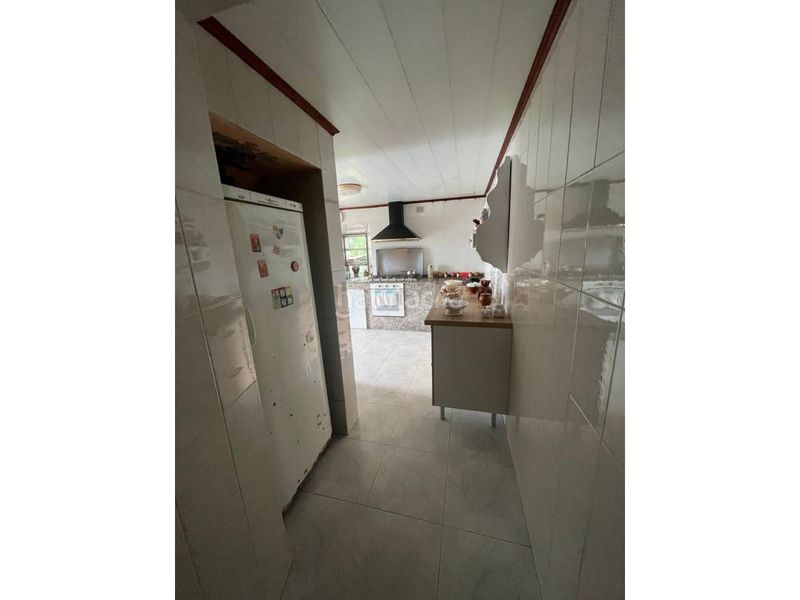 Foto c709b3cd-d95c-48c0-844c-c26013b01ded. Casa amb aparcament a Muros