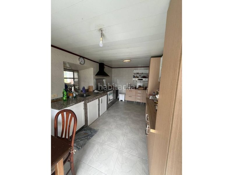 Foto e84d343c-f6ca-4cec-951e-faa0a9918f0d. Casa amb aparcament a Muros