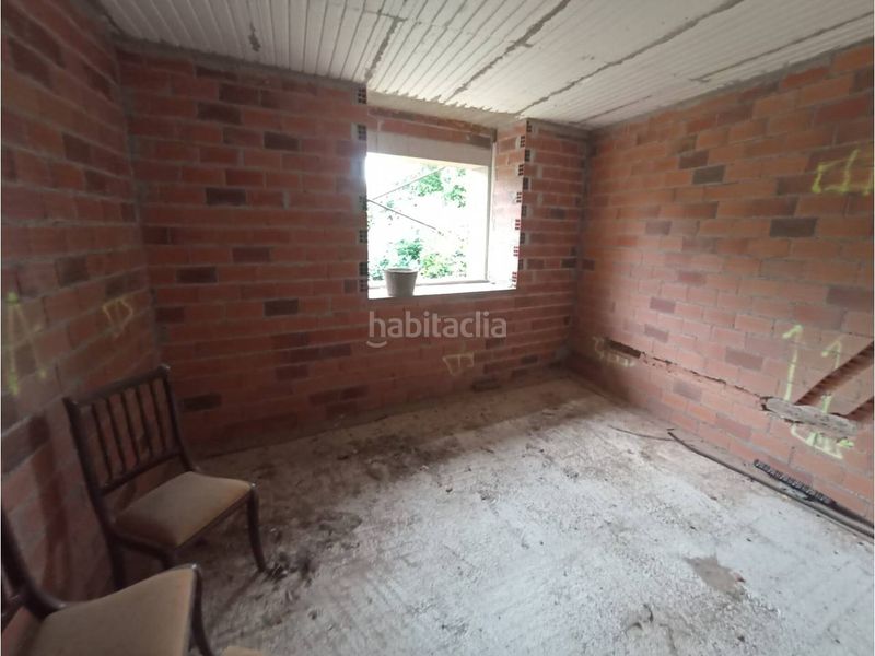 Foto 314e2c05-eda0-41b6-8c32-72f1330358e0. Casa amb aparcament a Abegondo