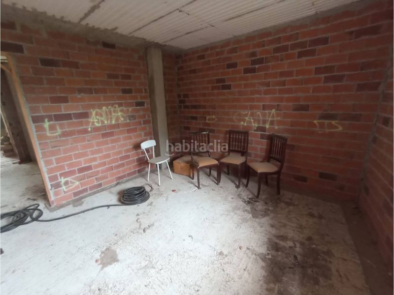 Foto 909e8081-c180-4913-8e59-ae5587e4dd26. Casa amb aparcament a Abegondo