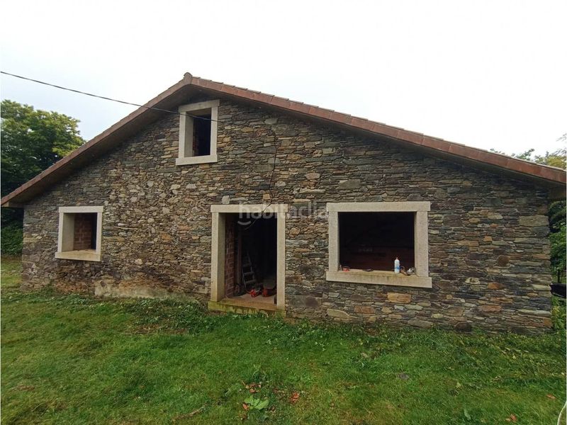 Foto ad3d758f-70f8-4560-ac9c-4d58d93611d5. Casa amb aparcament a Abegondo