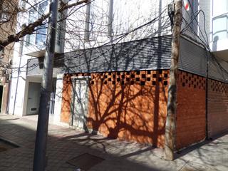 Location Local commercial  Madrid - calle vital aza. Local a pie de calle  esquina  gran fachada  salida de humos   c