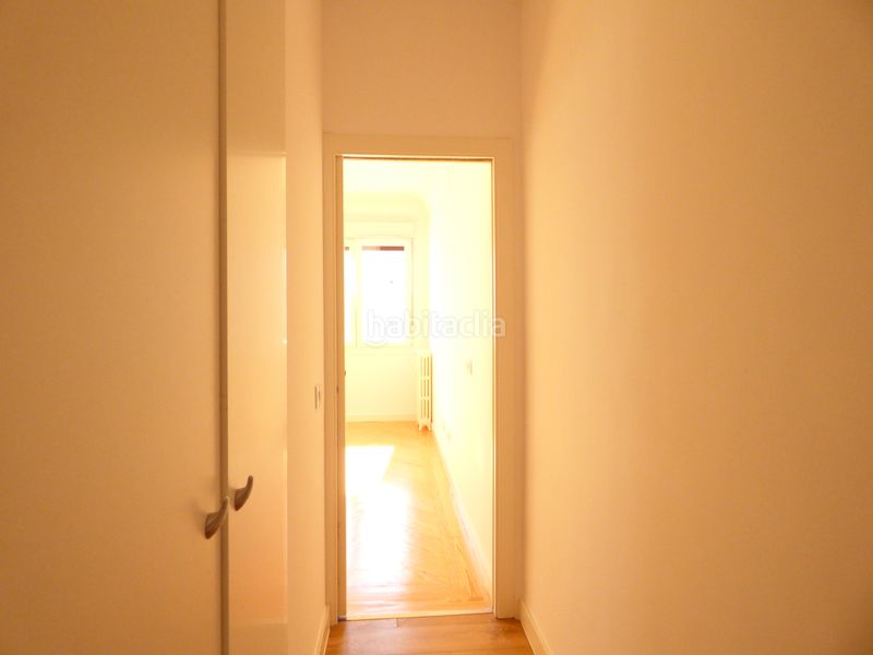 Foto d2ae6d4b-fe78-4b26-8b65-7a39da023379. Rent flat with heating in Ibiza Madrid
