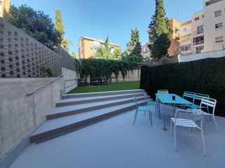 Location Appartement  Madrid - calle luis ruiz. 2 dormitorios 1 baño garaje trastero cocina equipada jardín comu