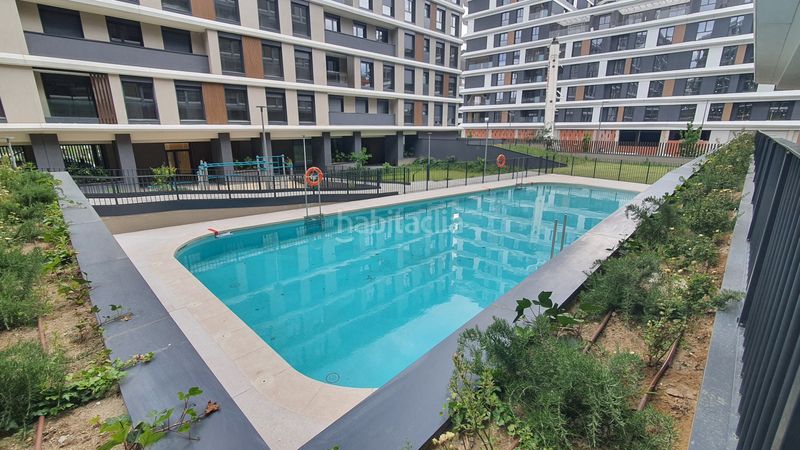 Foto 4e36aeba-8966-4fce-9747-1c00629571e6. Lloguer pis amb calefacció piscina a Imperial Madrid
