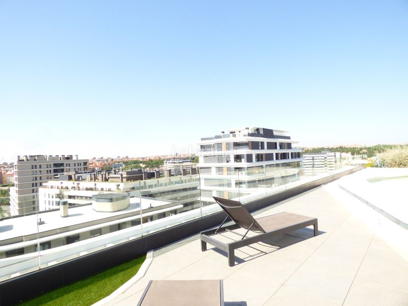 Foto ab71a23b-5962-4f0e-9e63-b2d912bf551e. Lloguer pis amb calefacció piscina a Imperial Madrid