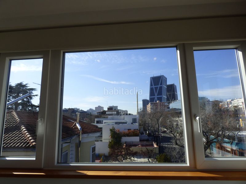 Foto 63d5ce2e-c47e-48e5-9110-06d5e7b0e989. Lloguer pis amb calefacció piscina a Nueva España Madrid