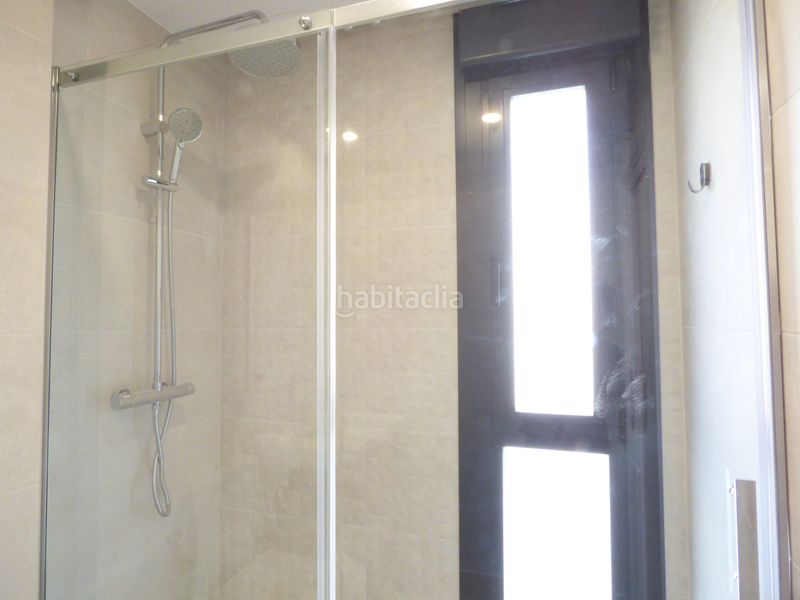 Foto 4c208951-82be-491e-abd7-87ec52a77187. Rent flat with heating parking pool in Simancas Madrid
