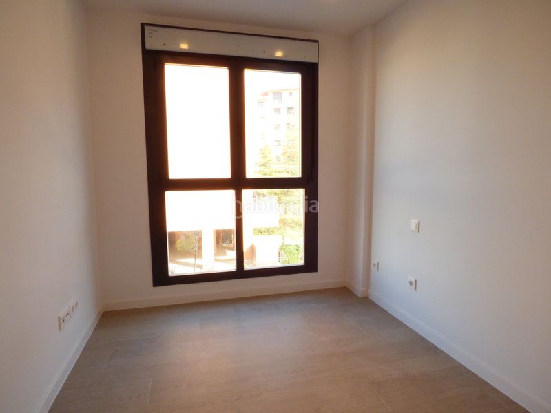 Foto 67424634-9cf5-479e-8ee5-5fb7513d155c. Rent flat with heating parking pool in Simancas Madrid