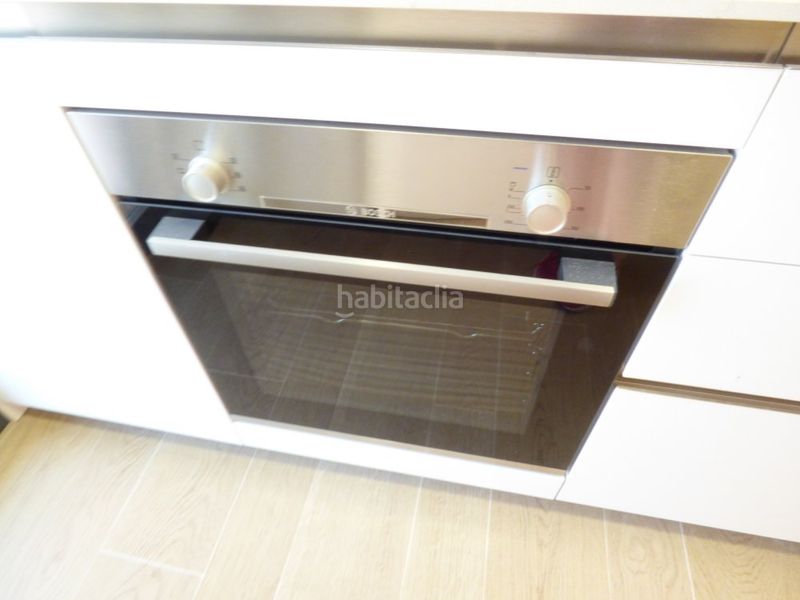 Foto 851add2c-fba0-433e-a66e-c3488dcf82e4. Rent flat with heating parking pool in Simancas Madrid
