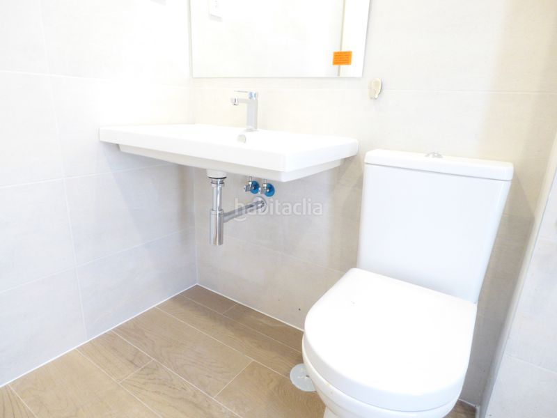 Foto 8900b73a-2e52-421f-8aa9-37ba64c83664. Rent flat with heating parking pool in Simancas Madrid