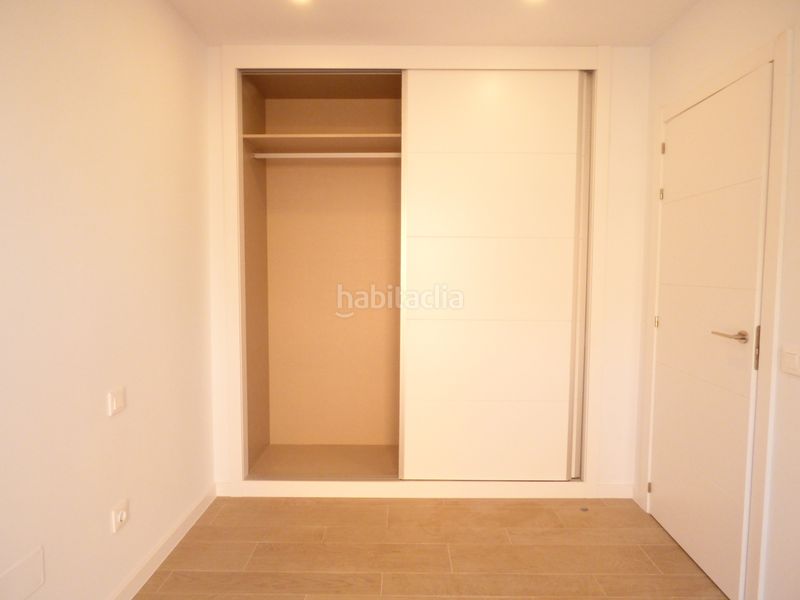 Foto 93a51a65-0d48-4996-a84e-fd25286c65b0. Rent flat with heating parking pool in Simancas Madrid