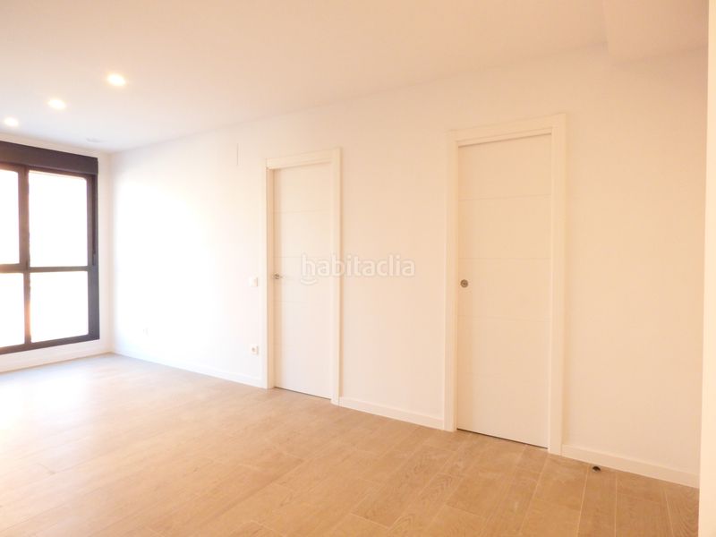 Foto cefc2e8f-666a-4b8c-bd90-f10ea175306b. Rent flat with heating parking pool in Simancas Madrid