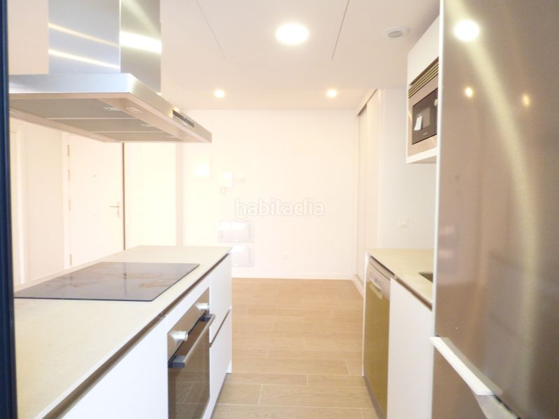 Foto ea6e691d-a6f1-4b5e-b79c-986e6420a782. Rent flat with heating parking pool in Simancas Madrid
