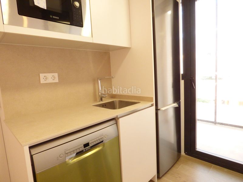 Foto edbcfb58-ca29-4907-a045-bc6eb318cd7b. Rent flat with heating parking pool in Simancas Madrid