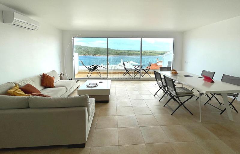 Foto 3d0235f2-aa19-46af-8e12-09e0e522bf9d. Alquiler ático f229 alquiler temporada verano ático con espectaculares vistas en Fornells en Es Mercadal