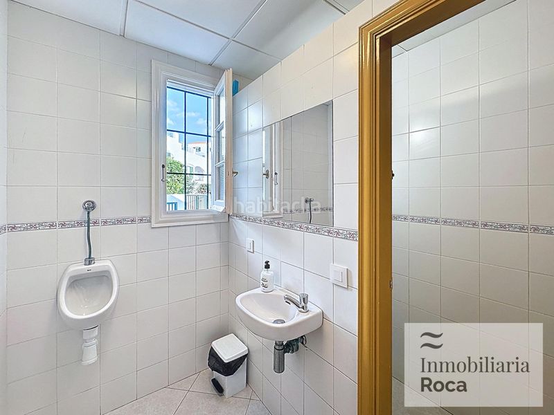 Foto b4268007-2833-4c50-838f-1c3302c9f316. Business premise in Arenal d´en Castell Es Mercadal