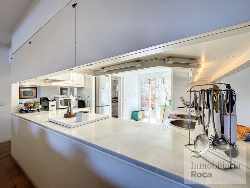 Foto 4b959b2a-778b-40a8-882a-4990f6b9bd23. Casa adossada a Fornells Es Mercadal