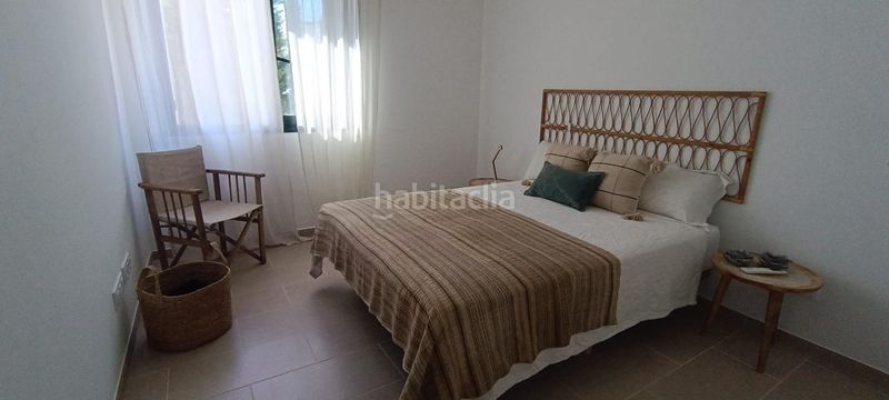 Foto 541a60df-01b2-4644-af8b-3b49e15027f5. Casa adossada amb calefacció aparcament piscina a Es Mercadal