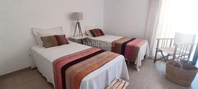 Foto 58b359c6-e260-4aeb-b67a-0648a3e1ce5e. Casa adossada amb calefacció aparcament piscina a Es Mercadal
