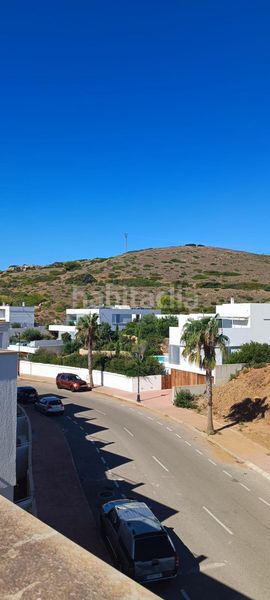 Foto 635a0b6e-9ba5-4b3a-98e6-48640d8e061a. Casa adossada amb calefacció aparcament piscina a Es Mercadal