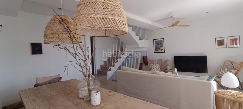 Foto d09b13cb-80f7-4dfe-a00a-f9880fe6c839. Casa adossada amb calefacció aparcament piscina a Es Mercadal