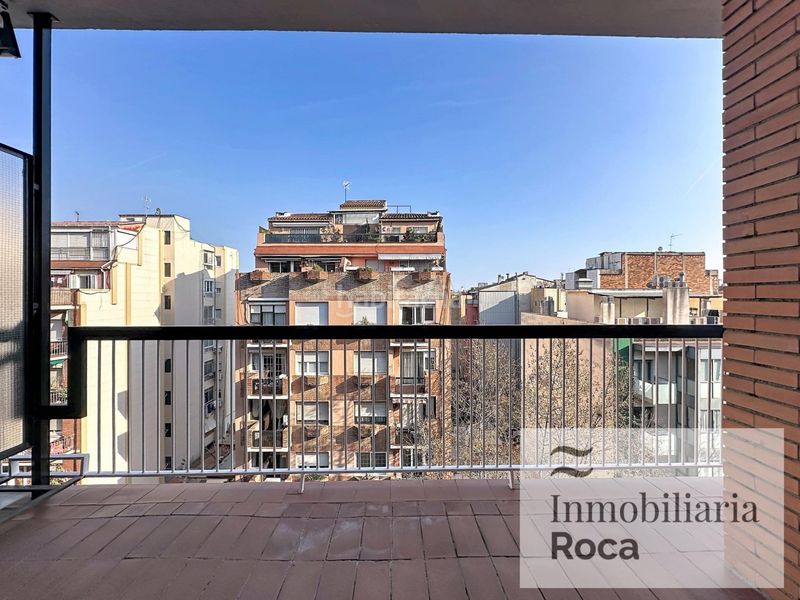 Piccolo appartamento in El Camp de l´Arpa del Clot Barcelona