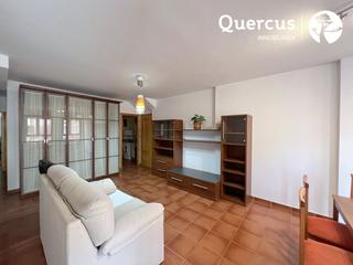 Flat in Área Rural. Vivienda en venta en zamarramala!!  con su patio y su porche cer