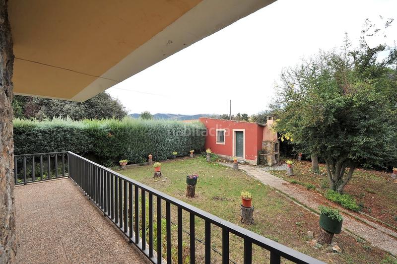 Foto 523b69e9-d7e9-45ed-9b66-fb75f37a6785. Chalet with heating parking in Losa (La)